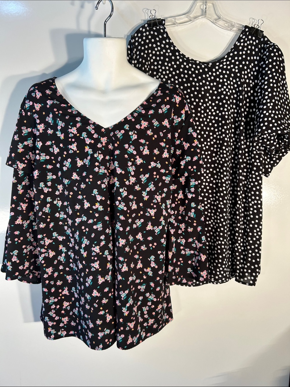 Bundle of Two Tops Torrid 4X Lane Bryant 26/28  Black Prints Comfy Closet Staple